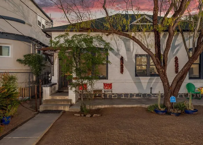 Сasa de vacaciones Historic Duplex, Near 4th And Congress, 1 Bedroom 1 Ba